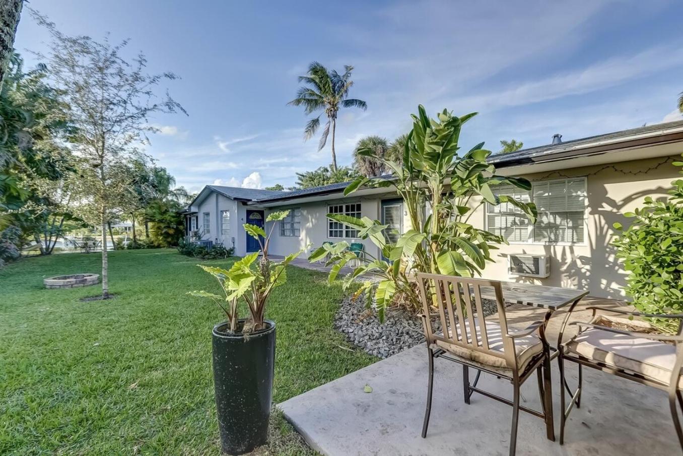 Waterfront Apartment Private Patio Pool Fort Lauderdale Exterior photo